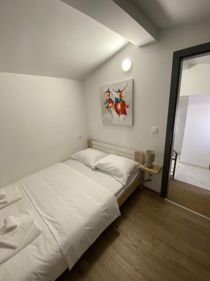 Holiday Home “Marko” With Heated Pool! Nin Eksteriør billede